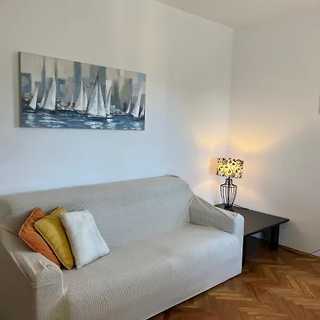 Adriana & Peppino アパート ペシュチャーナ・ウヴァラ