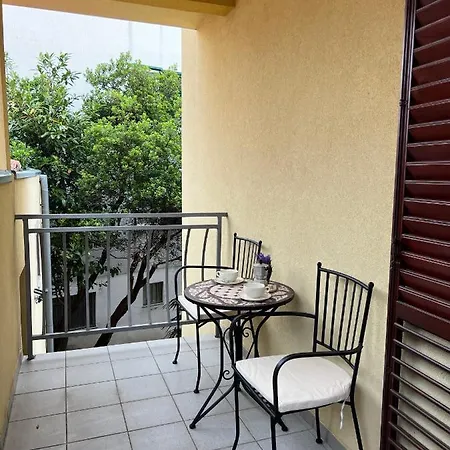 Adriana & Peppino アパート ペシュチャーナ・ウヴァラ