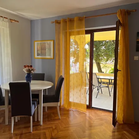 Adriana & Peppino アパート